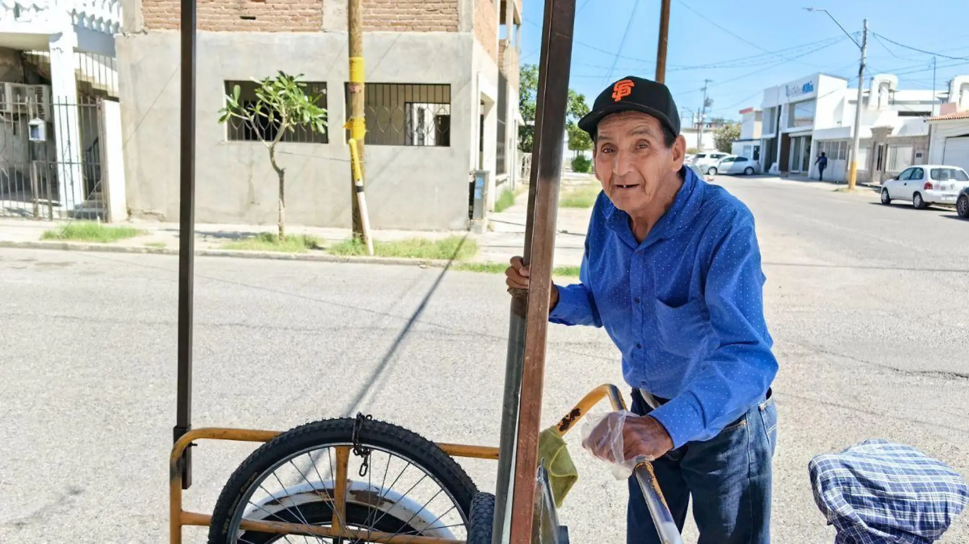 Ramón Jiménez Herrera tortillero de maíz 